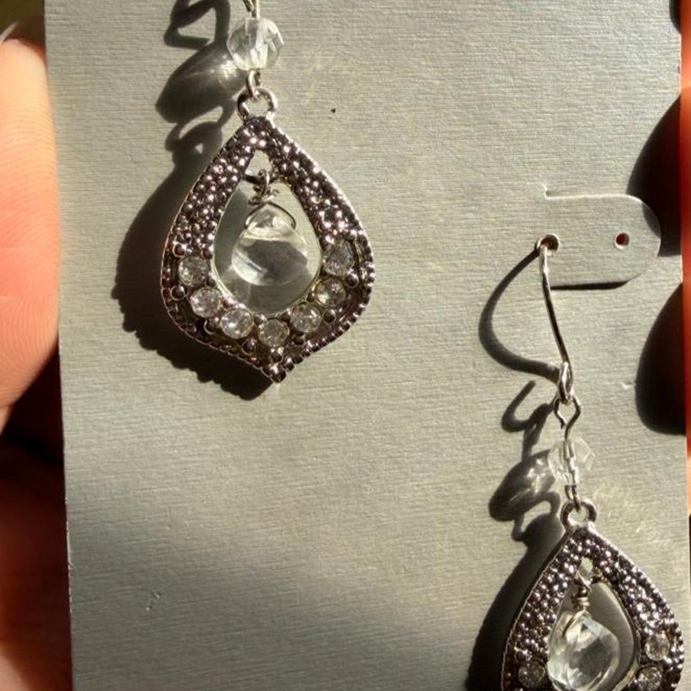Vintage Glam New York & Company Teardrop Earrings